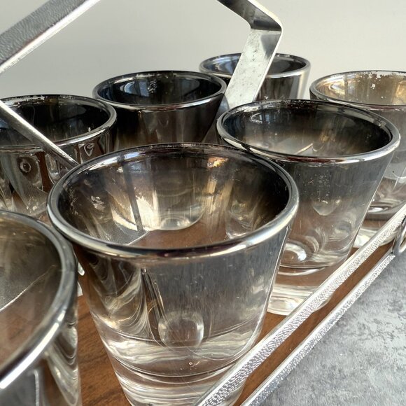Vintage Silver Fade 8 Shot Glasses w/ Carrier Caddy MCM Barware - Picture 10 of 16